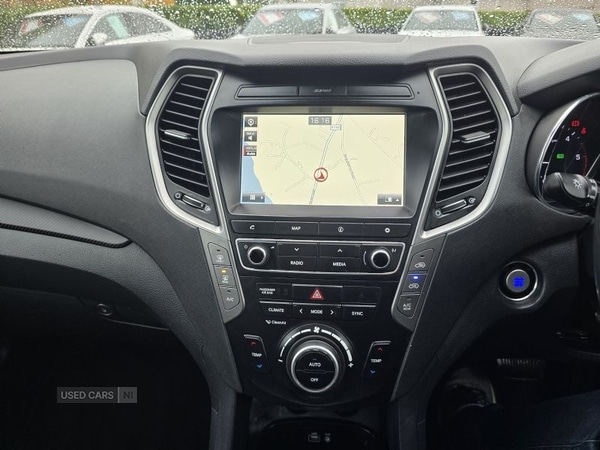 Used Hyundai Santa Fe 2018 for sale - 76433457: Photo 15