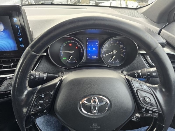 Used Toyota C-HR 2018 for sale - 76593050: Photo 11