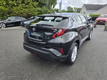 Used Toyota C-HR 2022 for sale - 78823774: Photo