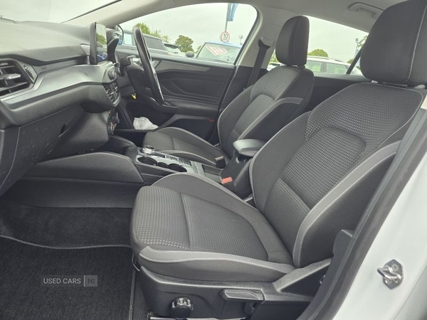 Used Ford Focus 2022 for sale - 76138959: Photo 7