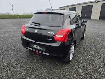 Used Suzuki Swift 2021 for sale - 76667799: Photo