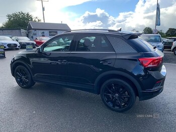 Used Volkswagen T-Roc 2021 for sale - 75992004: Photo