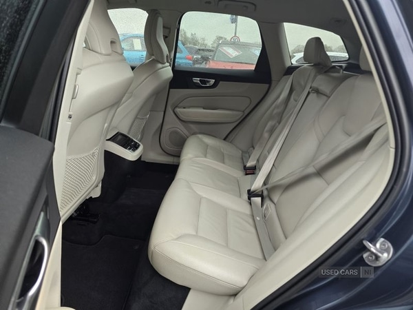 Used Volvo XC60 2022 for sale - 77315650: Photo 8