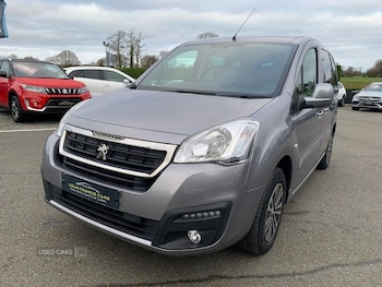 2017 - 1.6 VTi 98 Active 5dr