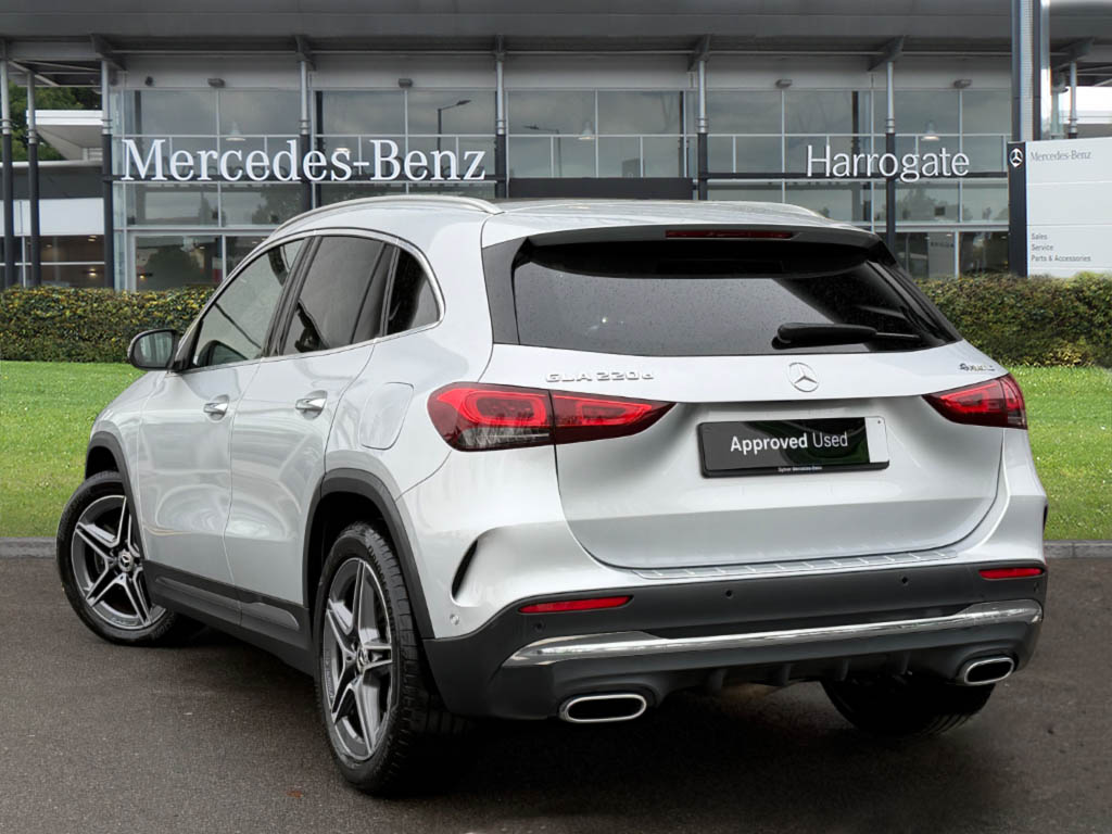 Used Mercedes-Benz GLA 2022 for sale - 76673955: Photo 2
