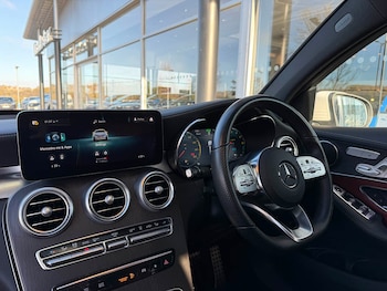 Used Mercedes-Benz GLC 2022 for sale - 76675485: Photo