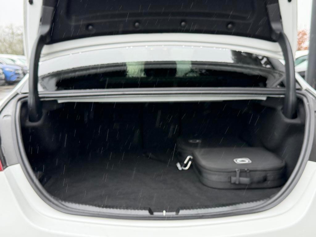 Used Mercedes-Benz C Class 2024 for sale - 77332763: Photo 9