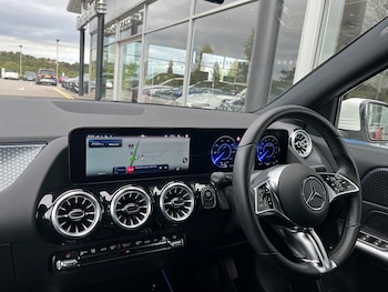 Used Mercedes-Benz EQA 2024 for sale - 76677932: Photo