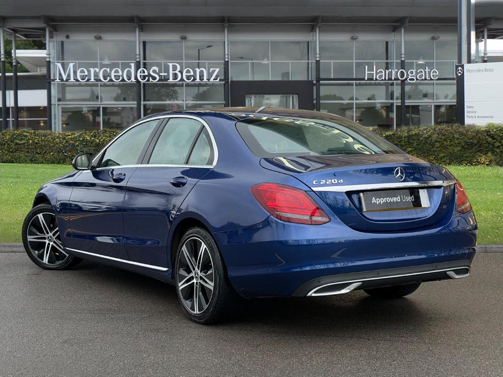 Used Mercedes-Benz C Class 2020 for sale - 77533044: Photo 2