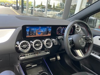 Used Mercedes-Benz GLA 2024 for sale - 76677657: Photo