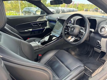 Used Mercedes-Benz SL 2023 for sale - 76676033: Photo