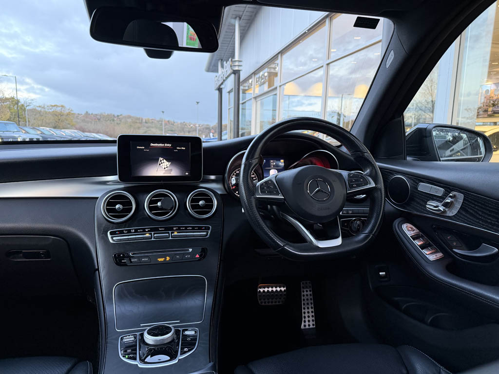 Used Mercedes-Benz GLC 2018 for sale - 76807357: Photo 5