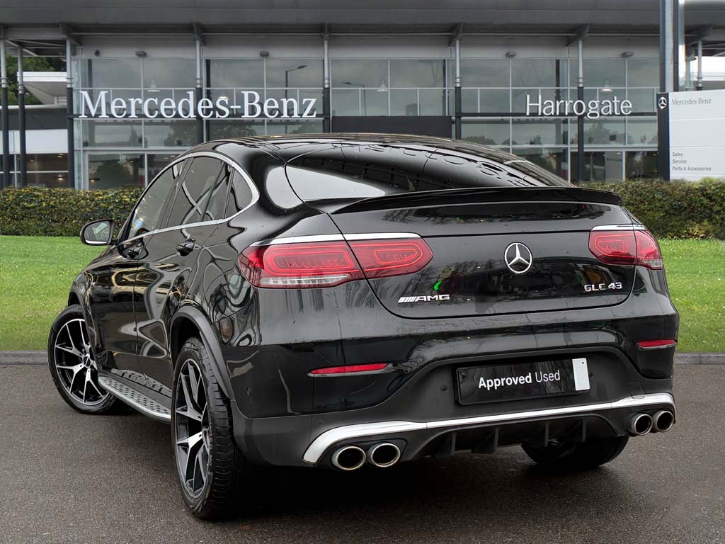 Used Mercedes-Benz GLC 2021 for sale - 76674014: Photo 2