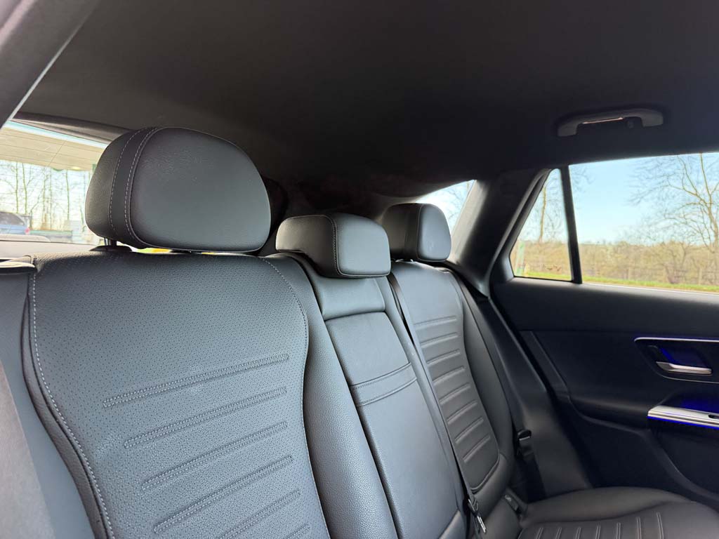 Used Mercedes-Benz GLC 2024 for sale - 76678405: Photo 8