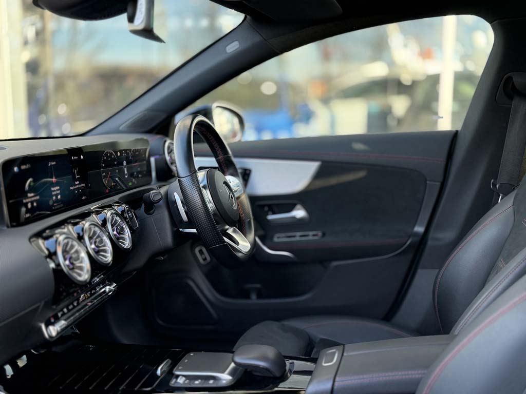 Used Mercedes-Benz CLA 2023 for sale - 77730976: Photo 3