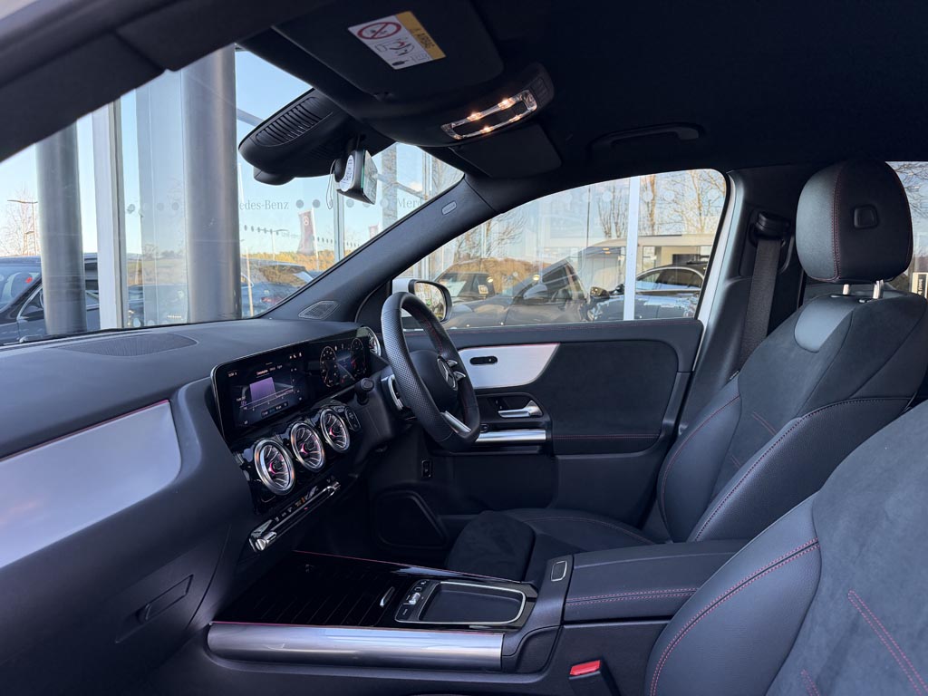 Used Mercedes-Benz GLA 2025 for sale - 77532931: Photo 3