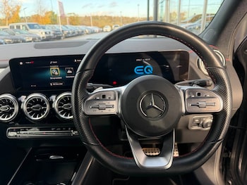 Used Mercedes-Benz EQA 2021 for sale - 76674341: Photo