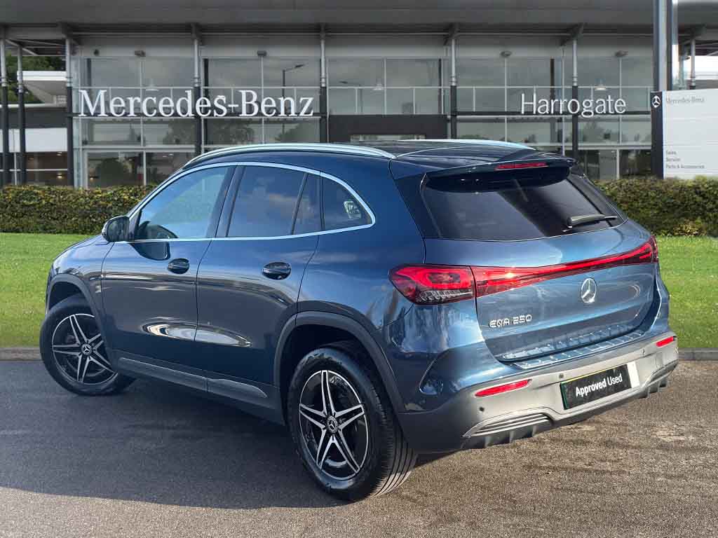 Used Mercedes-Benz EQA 2022 for sale - 76674477: Photo 2