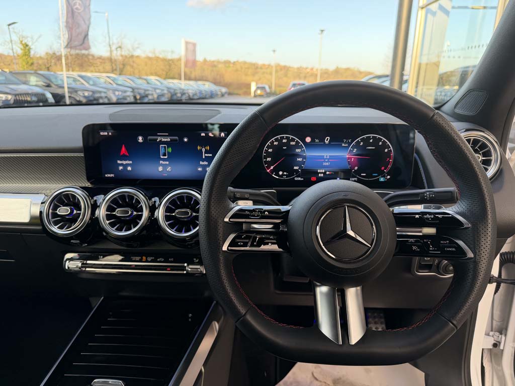 Used Mercedes-Benz GLB 2025 for sale - 77532966: Photo 5