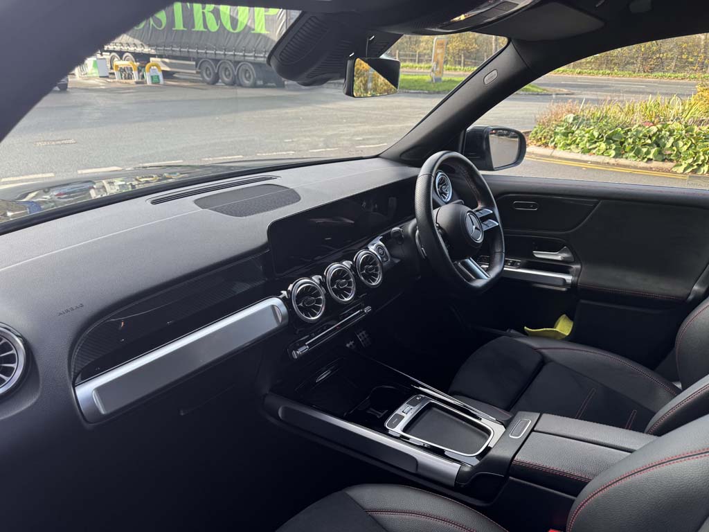 Used Mercedes-Benz GLB 2024 for sale - 76678451: Photo 3