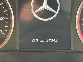 Used Mercedes-Benz GLC 2022 for sale - 77332736: Photo