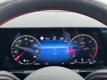 Used Mercedes-Benz GLA 2024 for sale - 76677493: Photo