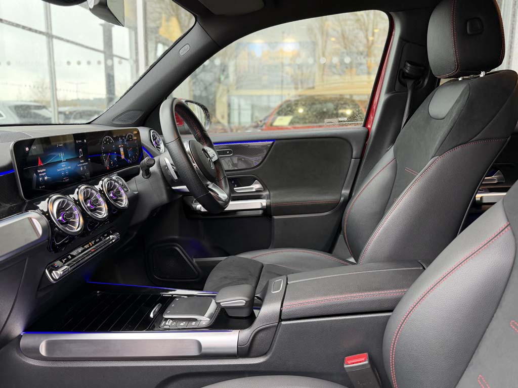 Used Mercedes-Benz GLB 2023 for sale - 77532942: Photo 3