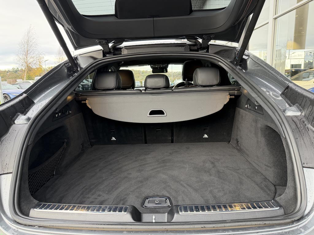 Used Mercedes-Benz GLC 2019 for sale - 76862536: Photo 8