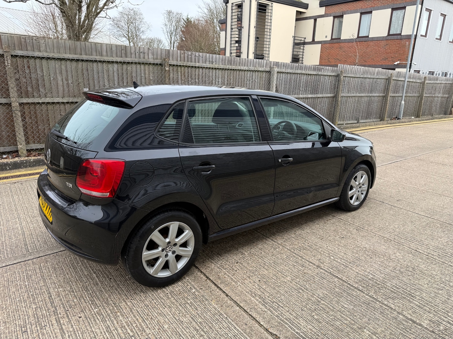Used Volkswagen Polo 2010 for sale - 77579866: Photo 2