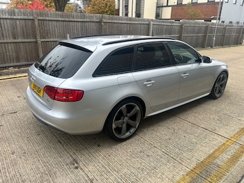 Used Audi A4 2011 for sale - 76884953: Photo