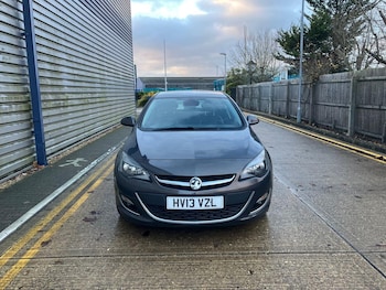 Used Vauxhall Astra 2013 for sale - 76885137: Photo