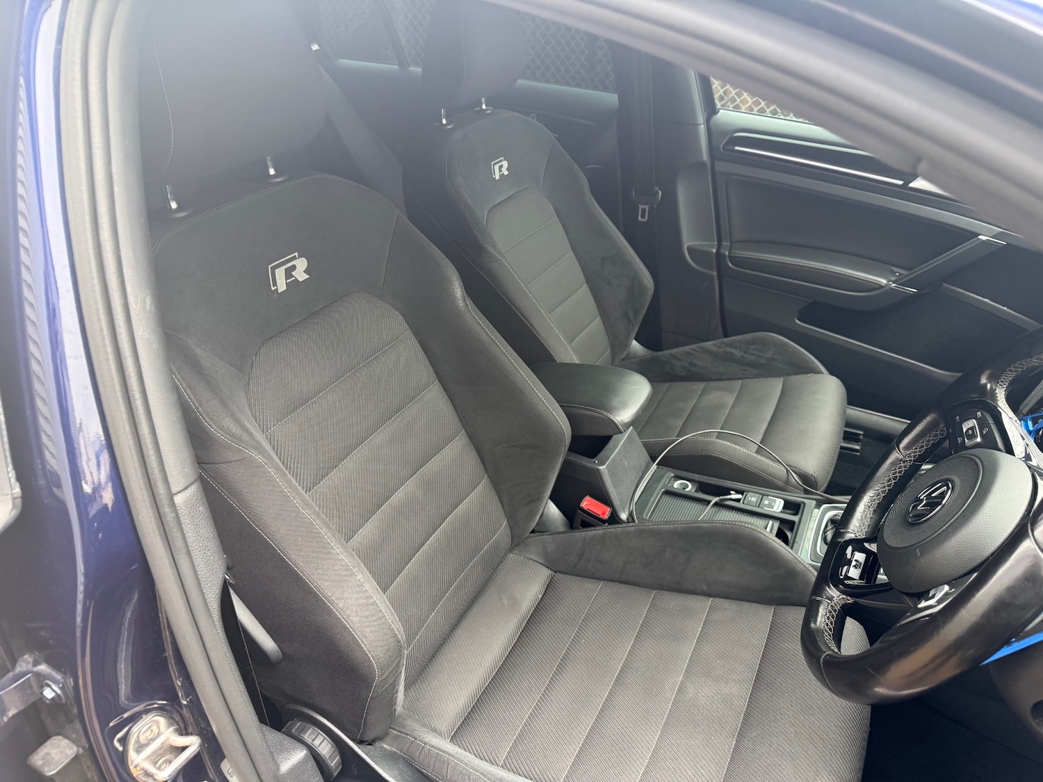 Used Volkswagen Golf 2017 for sale - 77475657: Photo 9