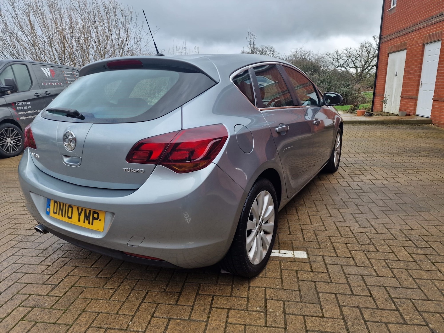 Used Vauxhall Astra 2010 for sale - 77465975: Photo 6