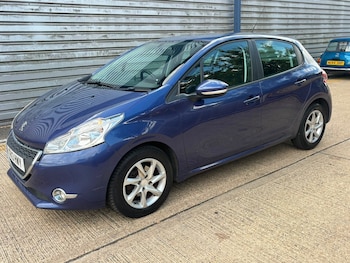Used Peugeot 208 2013 for sale - 79620964: Photo
