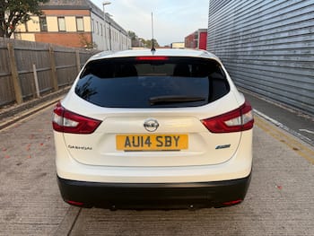 Used Nissan Qashqai 2014 for sale - 79800280: Photo