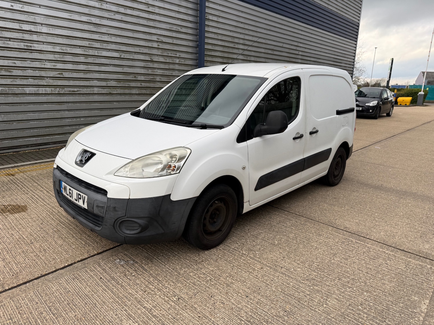 Used Peugeot Partner 2011 for sale - 77491009: Photo 5