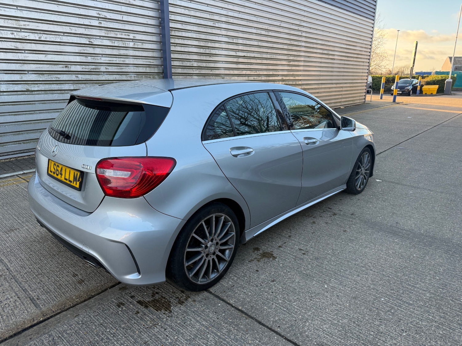 Used Mercedes-Benz A-Class 2014 for sale - 77207567: Photo 2