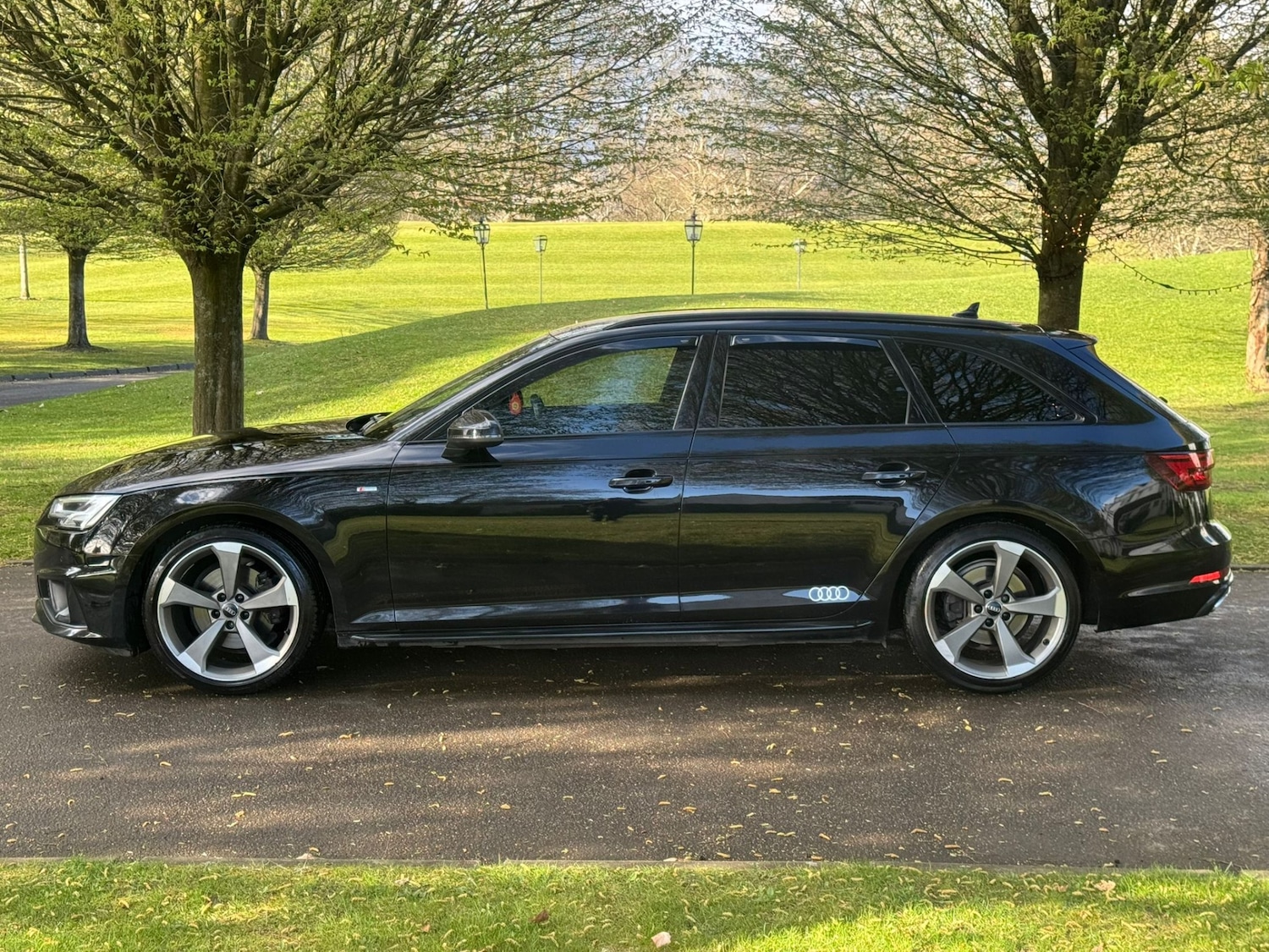 Used Audi A4 2019 for sale - 78202147: Photo 6