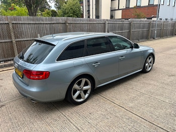 Used Audi A4 2009 for sale - 79552602: Photo