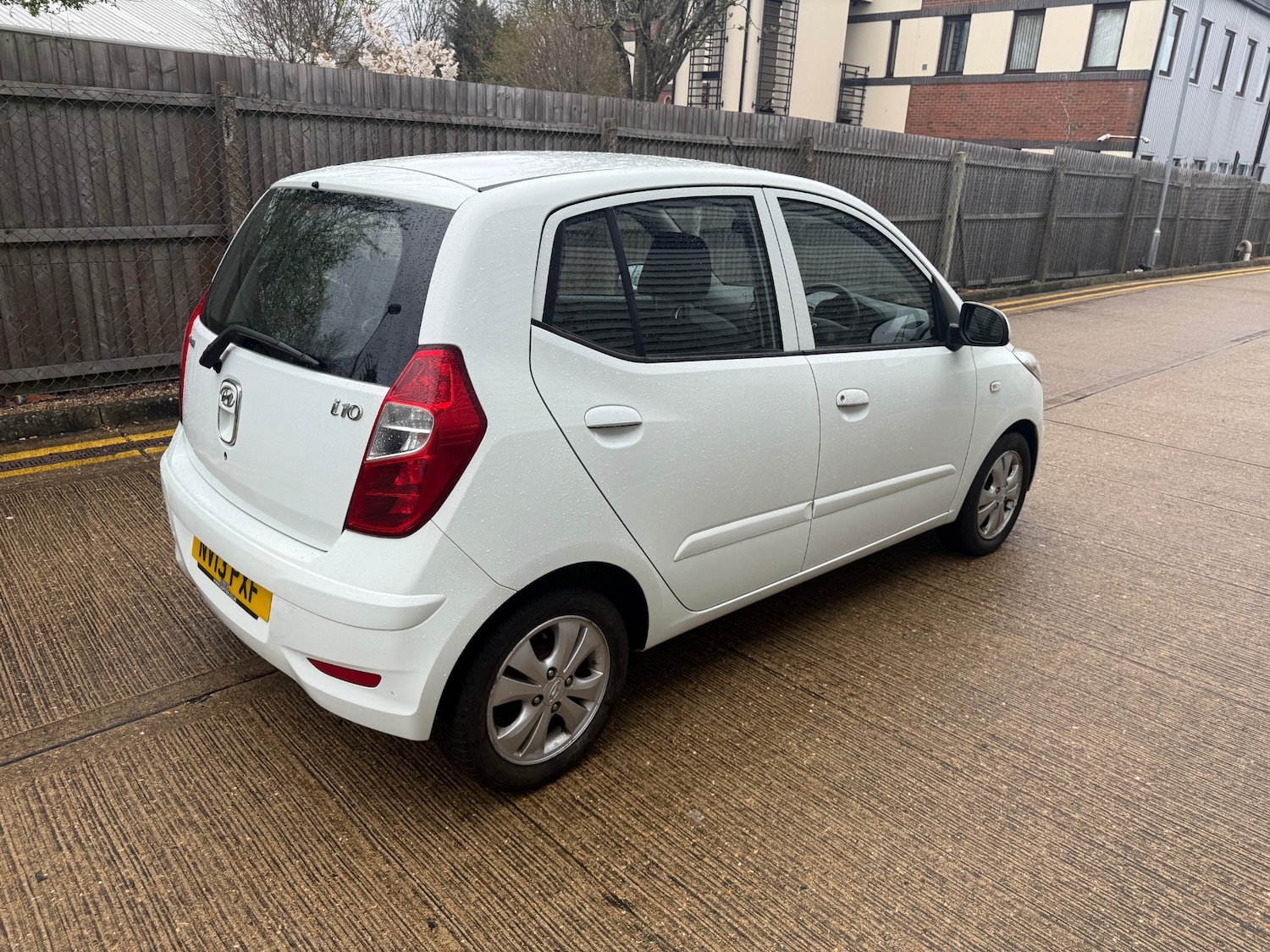 Used Hyundai i10 2013 for sale - 78121980: Photo 2