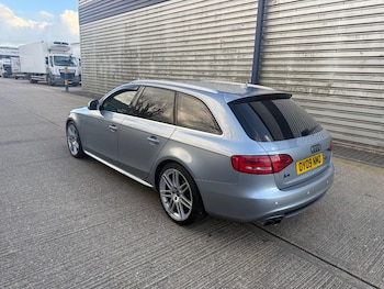 Used Audi A4 2009 for sale - 77830086: Photo