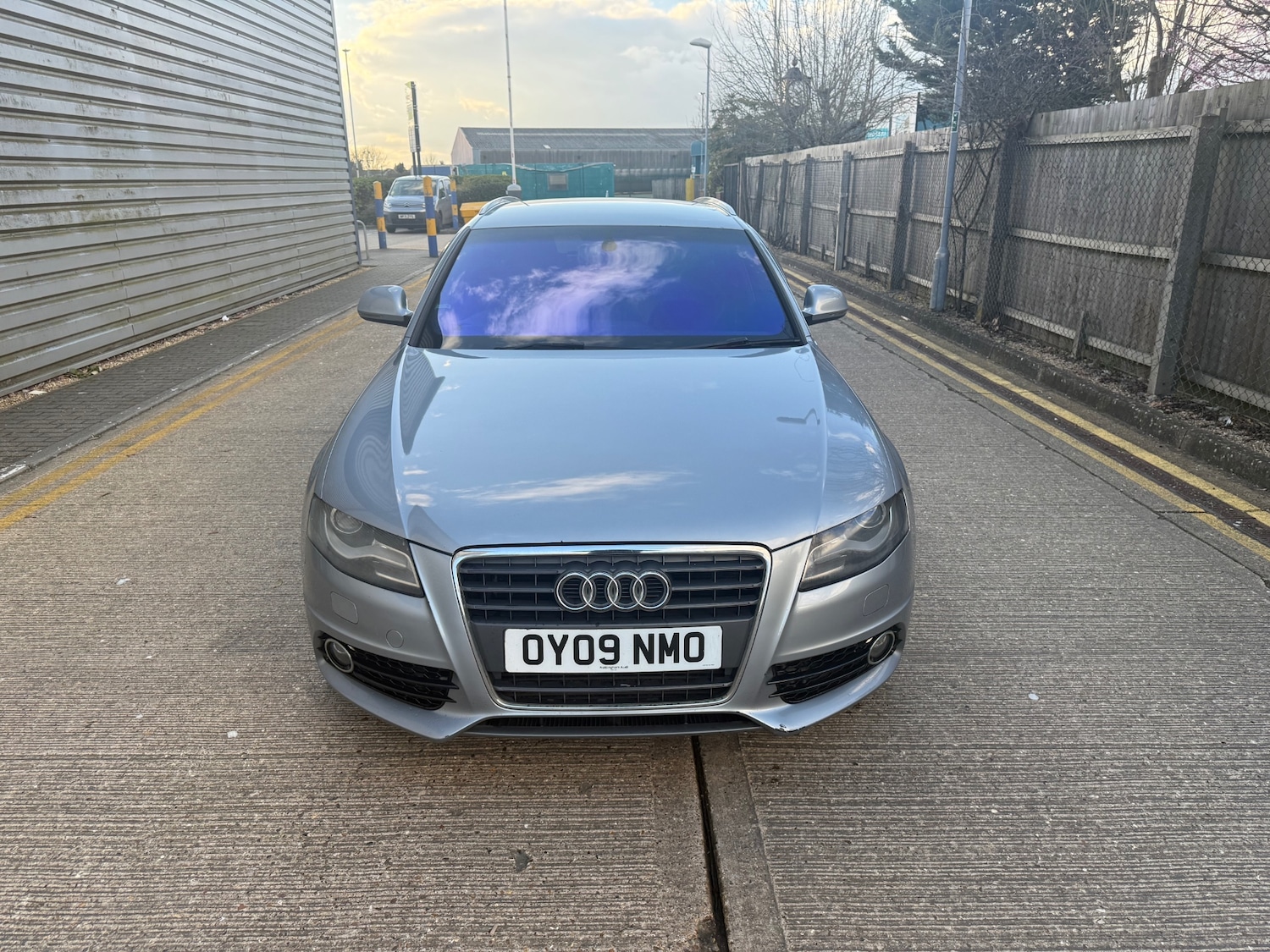 Used Audi A4 2009 for sale - 77830086: Photo 6