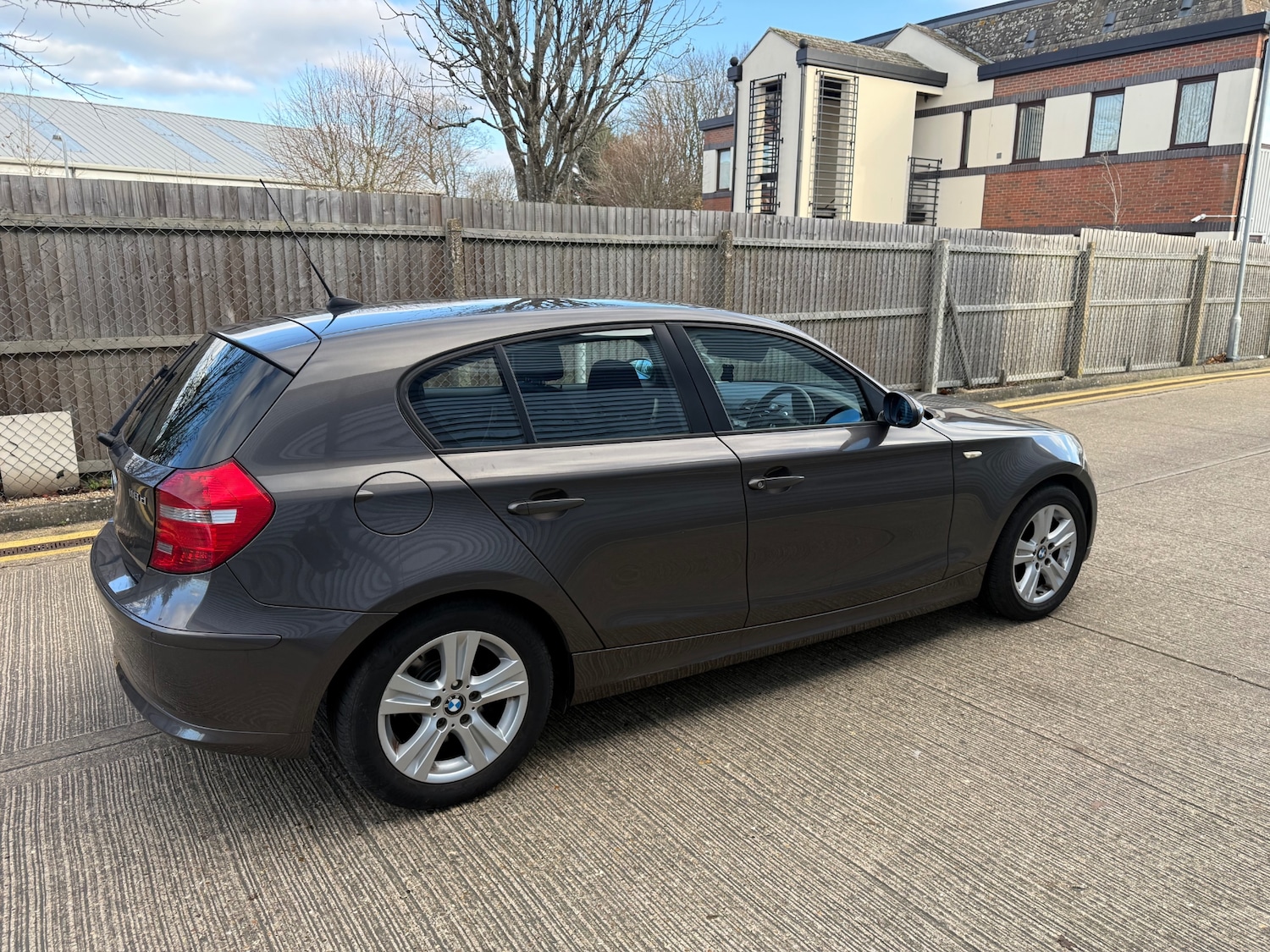 Used BMW 1 Series 2007 for sale - 77058379: Photo 2