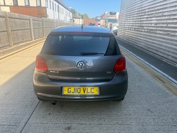 Used Volkswagen Polo 2010 for sale - 79406023: Photo
