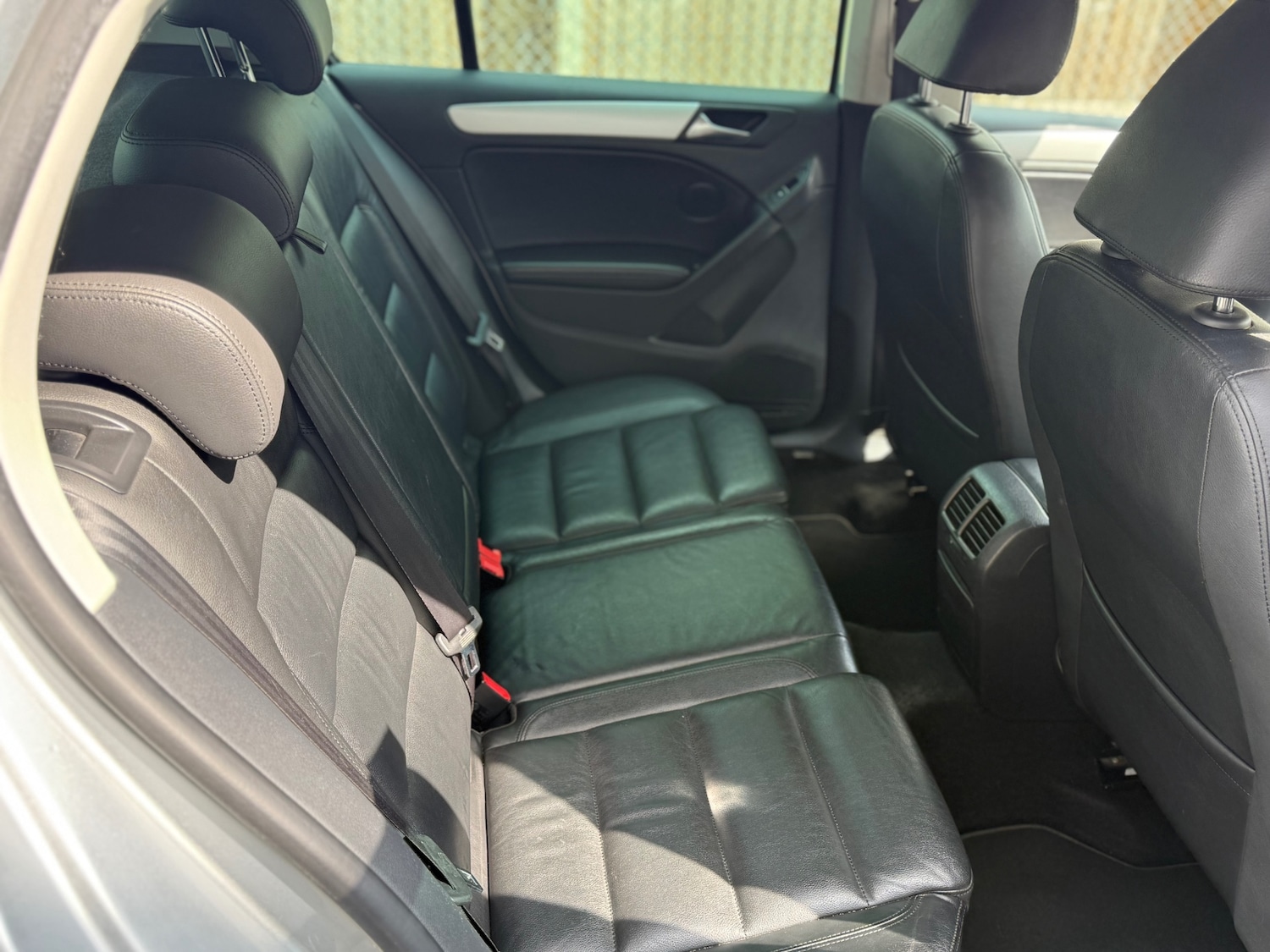 Used Volkswagen Golf 2012 for sale - 77749753: Photo 8