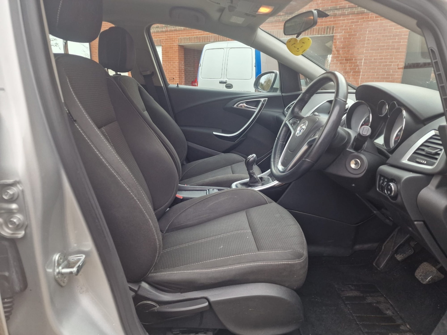 Used Vauxhall Astra 2012 for sale - 77437979: Photo 14