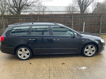 Used Volkswagen Passat 2009 for sale - 77237473: Photo