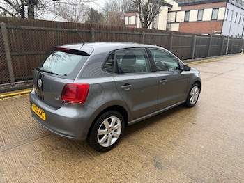 Used Volkswagen Polo 2009 for sale - 77465965: Photo