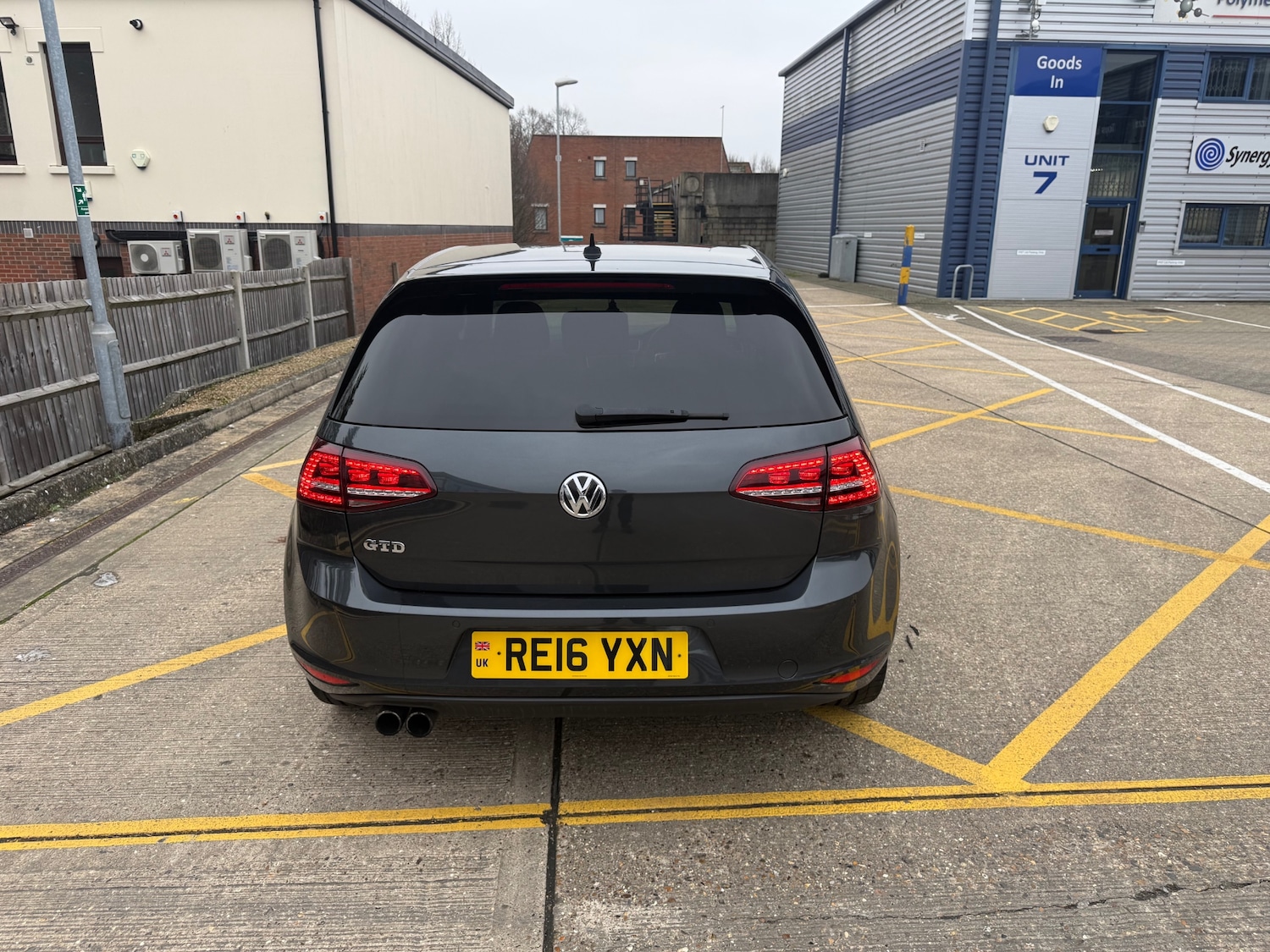 Used Volkswagen Golf 2016 for sale - 77058390: Photo 4