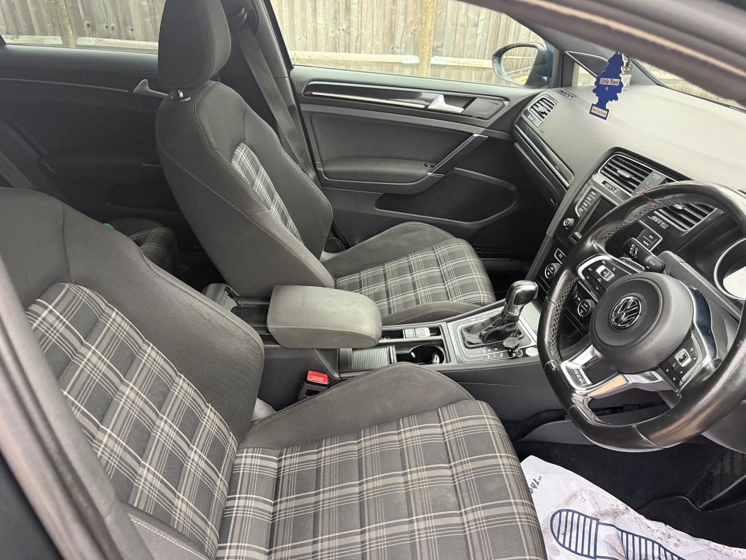 Used Volkswagen Golf 2016 for sale - 77058390: Photo 8